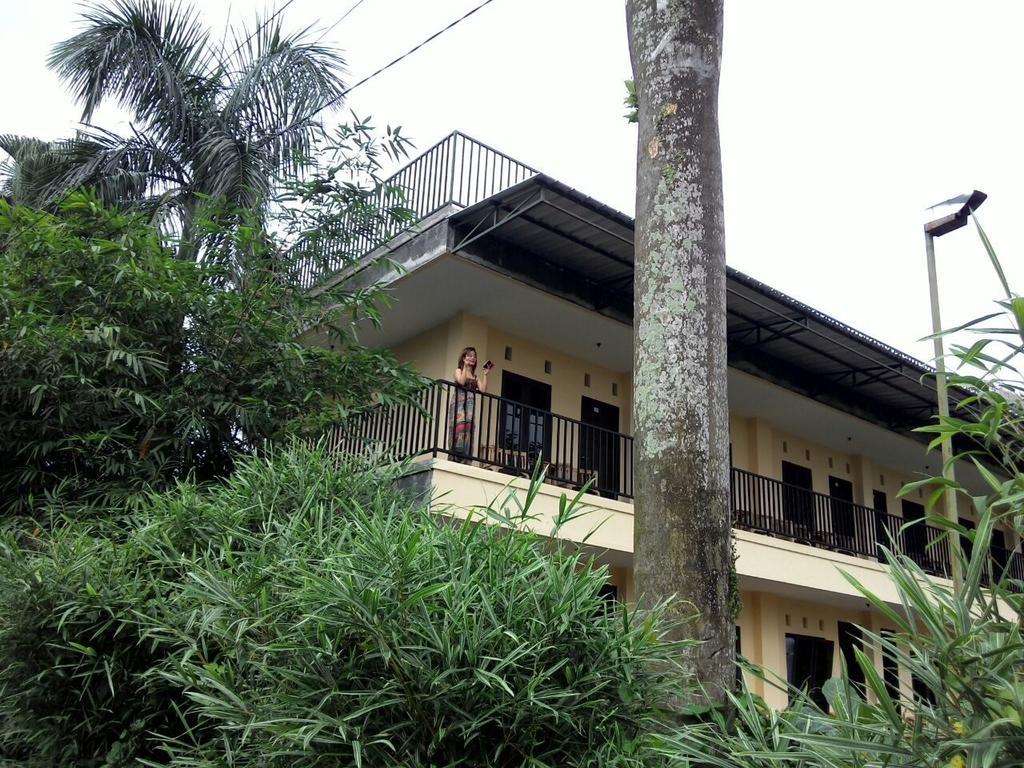 Hotel Cemerlang Baturraden Kamer foto