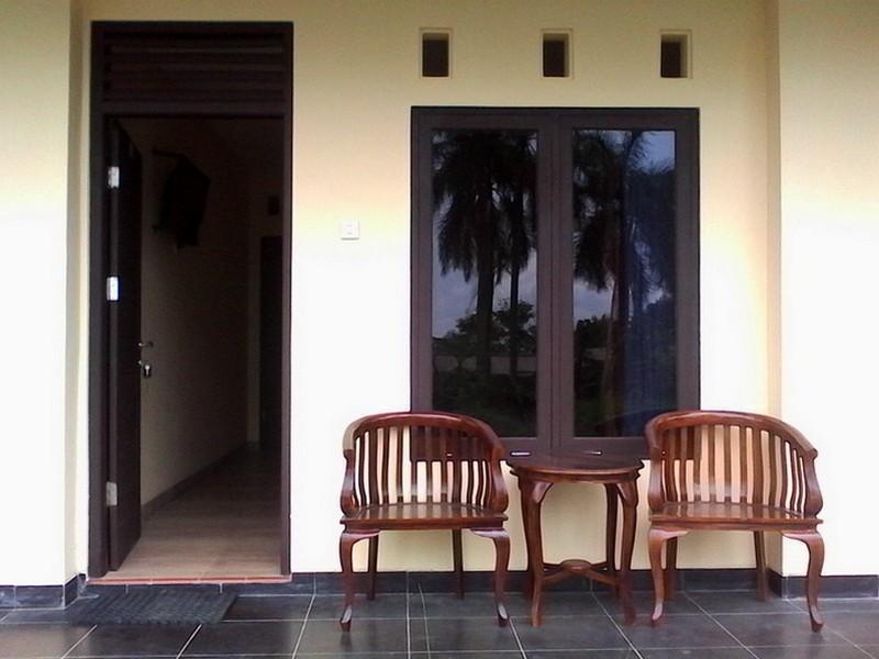 Hotel Cemerlang Baturraden Buitenkant foto